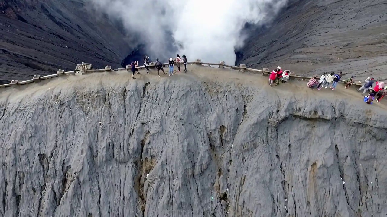 Road to Mount Bromo , Indonesia | Epic | DJI Phantom 3 4K | HD