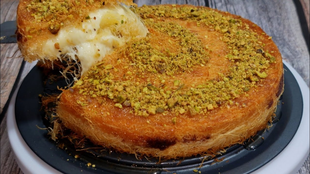 Kunafa paling mudah & tersangat sedap!! | Kanafeh Recipe | How To Make Knafeh | Arabic Sweet Dessert