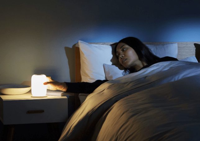 Suka Tidur Lampu &#038; TV Terpasang? Jika Ya Berat Korang Boleh Naik 5 Kg Tanpa Sedar