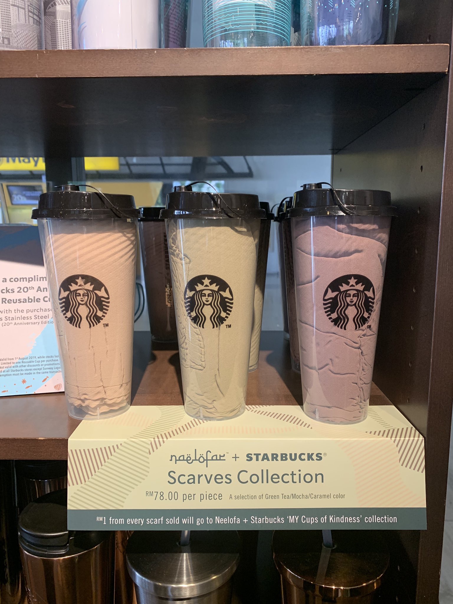 Shawl Keluaran Starbucks x Naelofar Pantas Tarik Perhatian Netizen, Ada Lagi Ke?