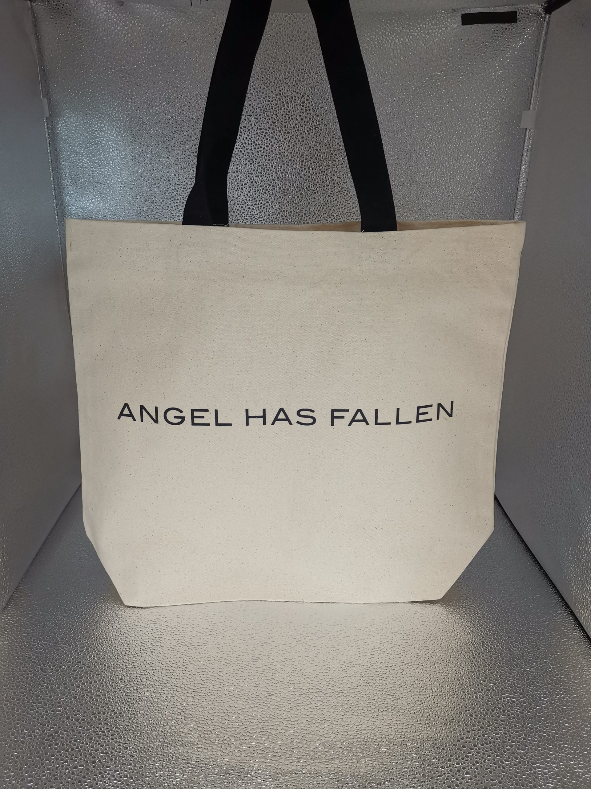 #WayangRemaja: Menangi Merchandise Limited Edition Dari Angel Has Fallen