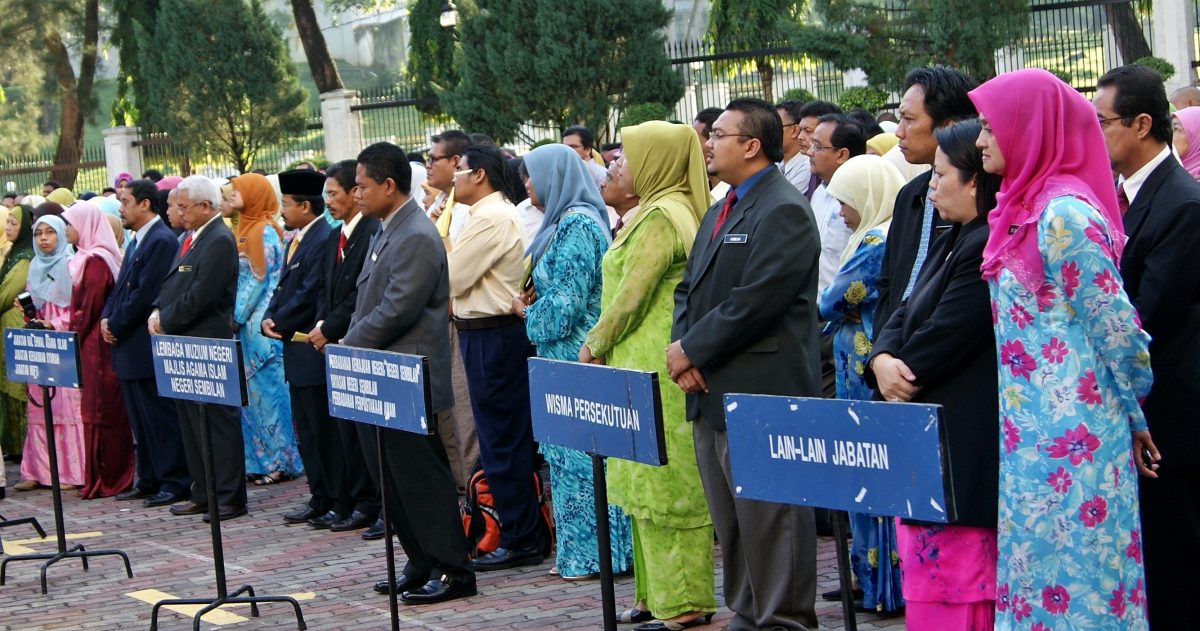 Malaysia Sudah 4 Kali Naikkan Usia Persaraan, Bila Anak Muda Nak Dapat Peluang?