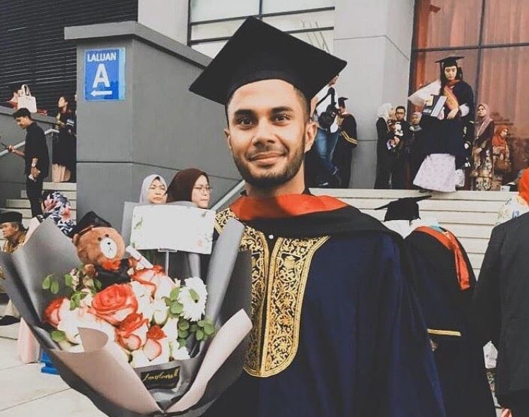 ‘Grad’ Tak Kira Usia, Fikry Ibrahim Beri Inspirasi Kepada Student Junior