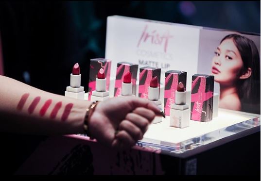 ‘Bye Bibir Kering’, IrisA Cosmetics Perkenal 5 Lips Matte Dengan Warna &#8216;Wow&#8217; &#038; Kelembapan 24 jam