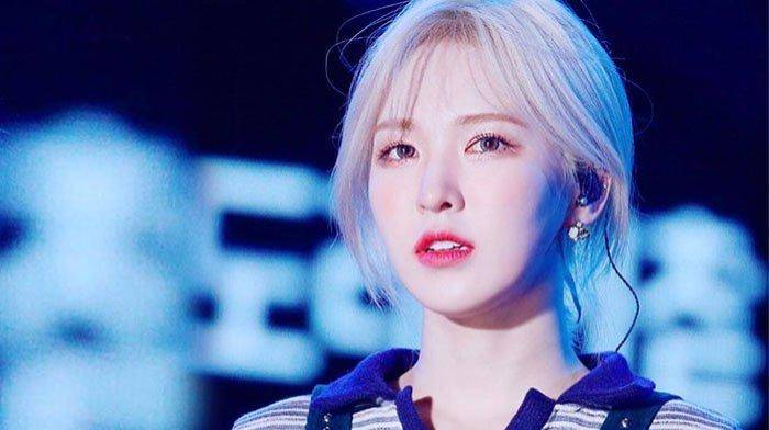 Wendy Red Velvet Cedera Patah Tulang Selepas Jatuh Dari Pentas Sesi Latihan SBS Gayo Daejeon