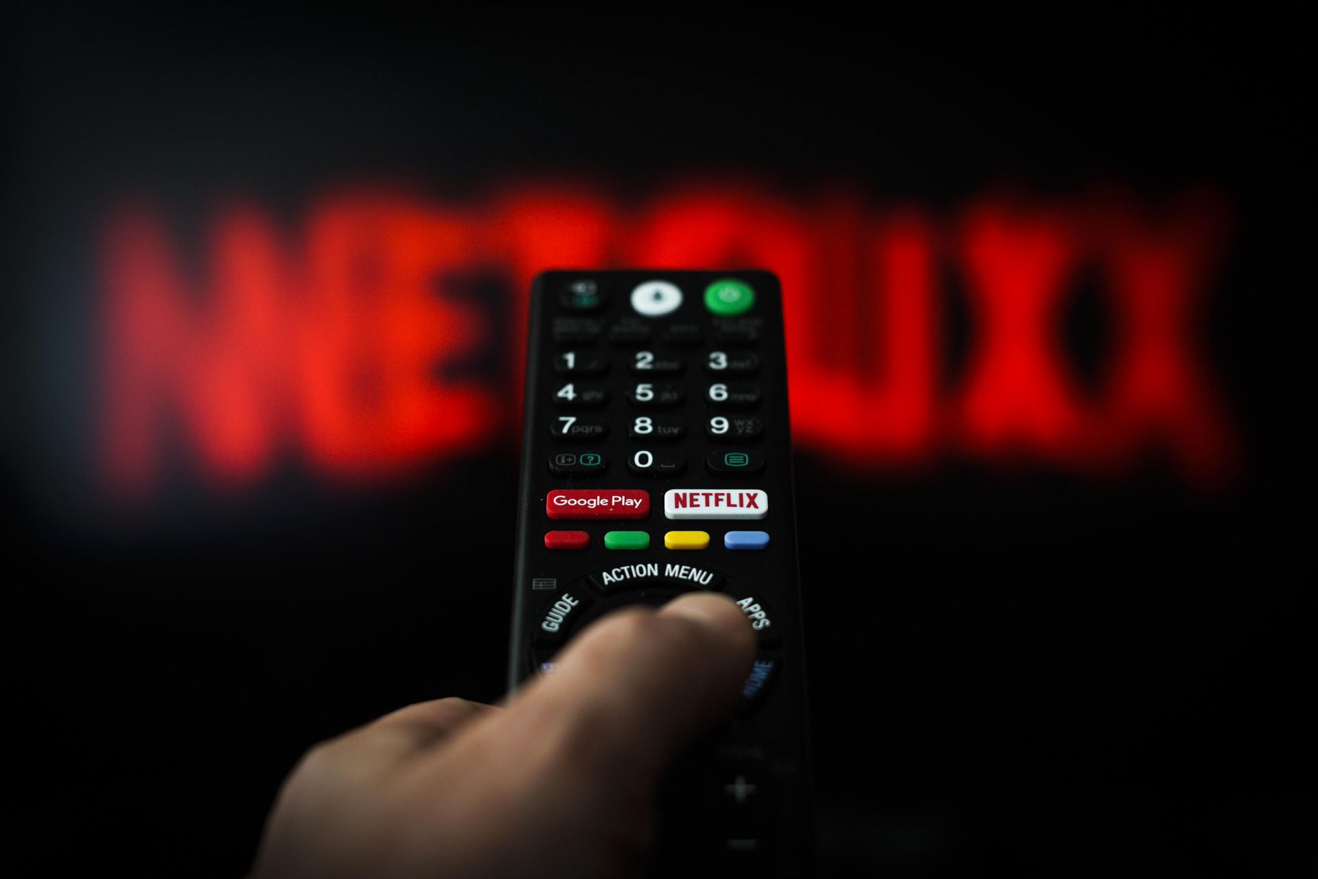 Netflix , Spotify Dan Semua Berkaitan ‘Online’ Turut Terkesan Dengan  6% Kenaikan Cukai Digital!