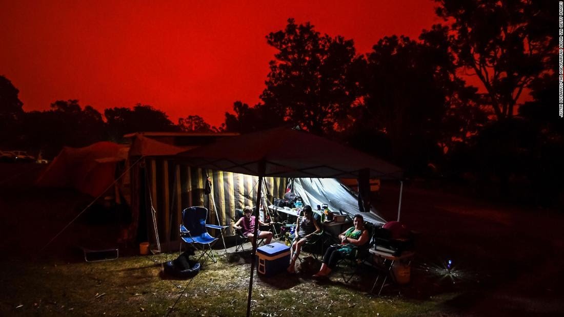 Kebakaran Australia Kini Seluas Manhattan, 10 Foto ‘Langit Merah’ Ini Curi Tumpuan
