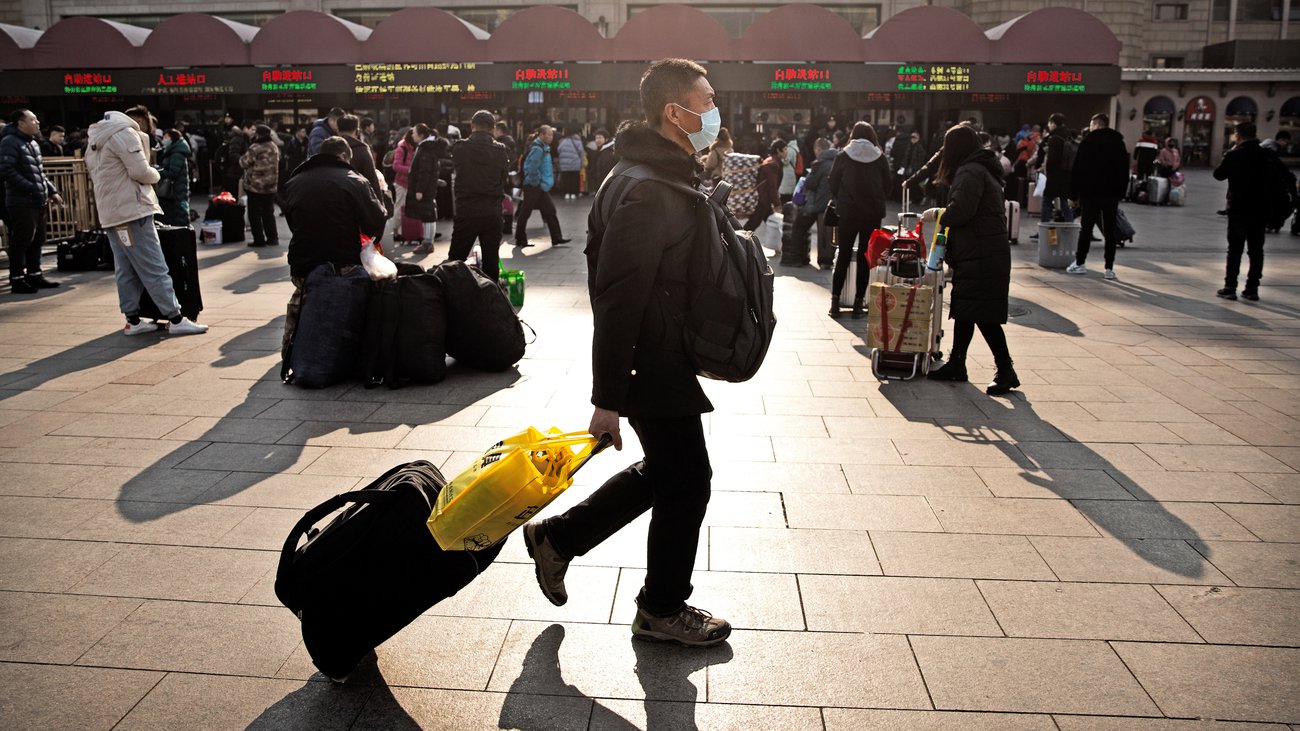 ‘Terkejut Lihat Ramai  Pelancong China Ke Langkawi’, Netizen Speku Mereka Lari Dari Wabak Carona!