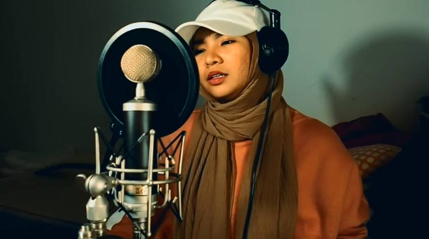 7 Lagu Cover Dari Aina Abdul, Mana Satu Paling Power?