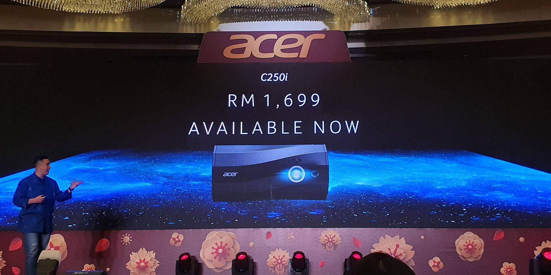 Acer Lancar Projektor Auto Potret LED Pertama Di Dunia