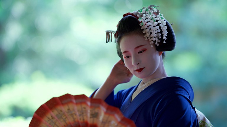 Tidak Mustahil Lihat Geisha Depan Mata ,Jepun Tawar Khidmat &#8216;Pelayan Wanita Tradisional&#8217; Dalam Kereta Api Bermula Mac!