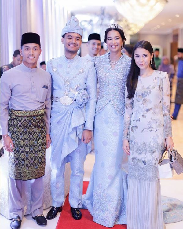 Sweet! Datuk Seri Mukhriz Sekeluarga Turut Sama Rancang Perkahwinan Ally Mukhriz &#038; Suami