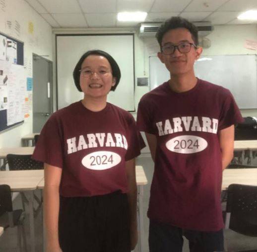 2 Remaja Malaysia Sebahagian Daripada 1,980 Pelajar Dipilih Masuk Ke Harvard, Congrats!