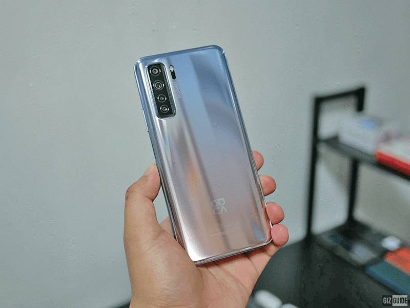 Lupakan Beg Tangan! Telefon Pintar Stylish Seperti Huawei nova 7 SE Adalah Aksesori Terbaru Kamu