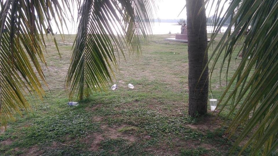 Baru Je Dibenarkan Ke Pantai, Mentaliti Buang Sampah Merata Masih Tak Berubah Di PD