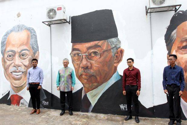 Sudah Niat Lukis Mural Agong Kerana Berjiwa Rakyat, Pelukis Frontliners Fikir Positif