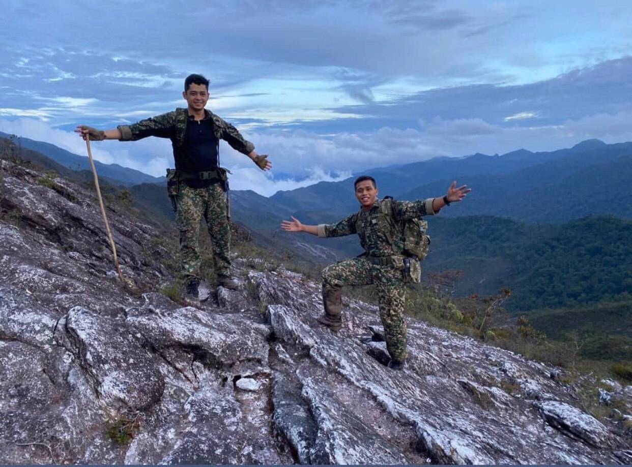 Putera Raja Pertama Hiking Di Gunung Tahan, Tengku Hassanal Dipuji Netizen