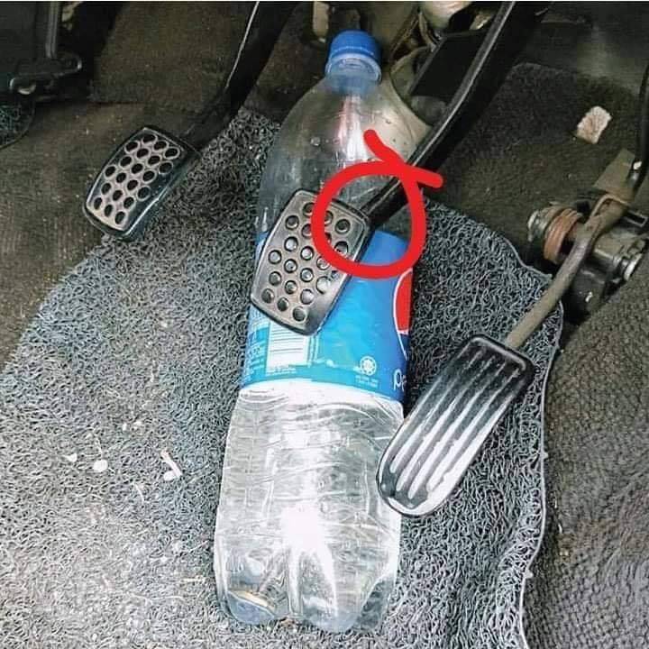 Nampak Simple Tapi Bahaya! Ramai Tak Sedar Risiko Botol Air Bersepah Dalam Kereta