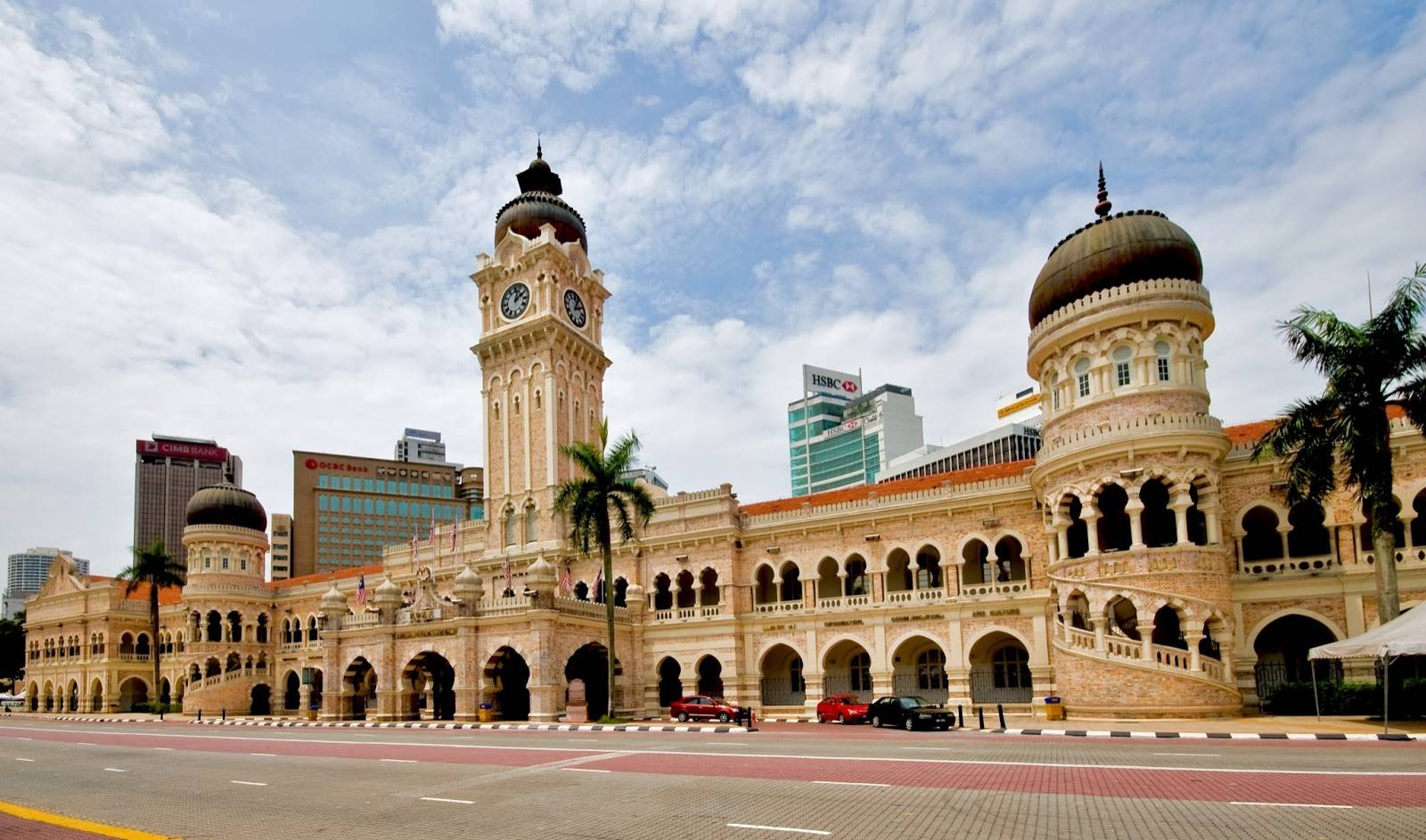 Mungkin Ramai Tak Tahu, Ini 8 Port OOTD Di Sekitar Kuala Lumpur Punya Nilai Kemerdekaan!
