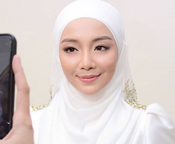 Girls! Dapatkan Solekan Natural Nikah Mira Filzah Dengan Cara Ini