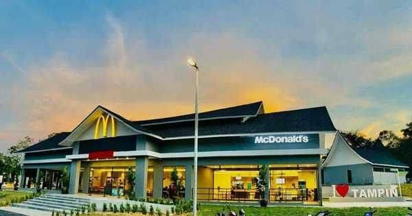 Truly Malaysian, McDonald&#8217;s Bina Restoran Berbumbung Ala Tradisional Negeri Sembilan