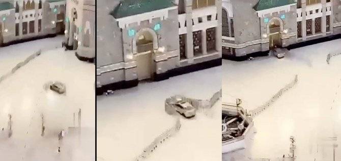 [VIDEO] Kereta Rempuh Masuk Dalam Perkarangan Masjidil Haram Mekah