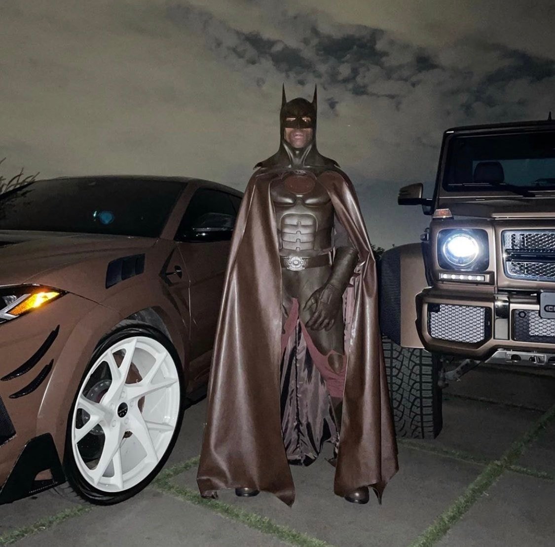 Travis Scott Deactivate IG Sebab Kostum Batman Halloween Jadi Bahan Lawak Netizen?