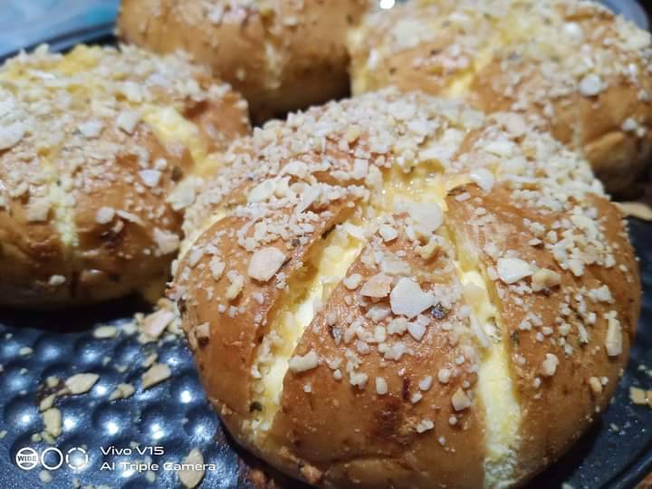 Roti Nak Tamat Tempoh, Jom Try Buat Korean Cheesy Garlic Bread. Jangan Membazir!