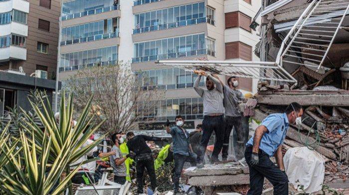 65 Jam Terperangkap Dalam Runtuhan Bangunan, Kanak-Kanak 3 Tahun Mangsa Gempa  Ditemui Masih Hidup