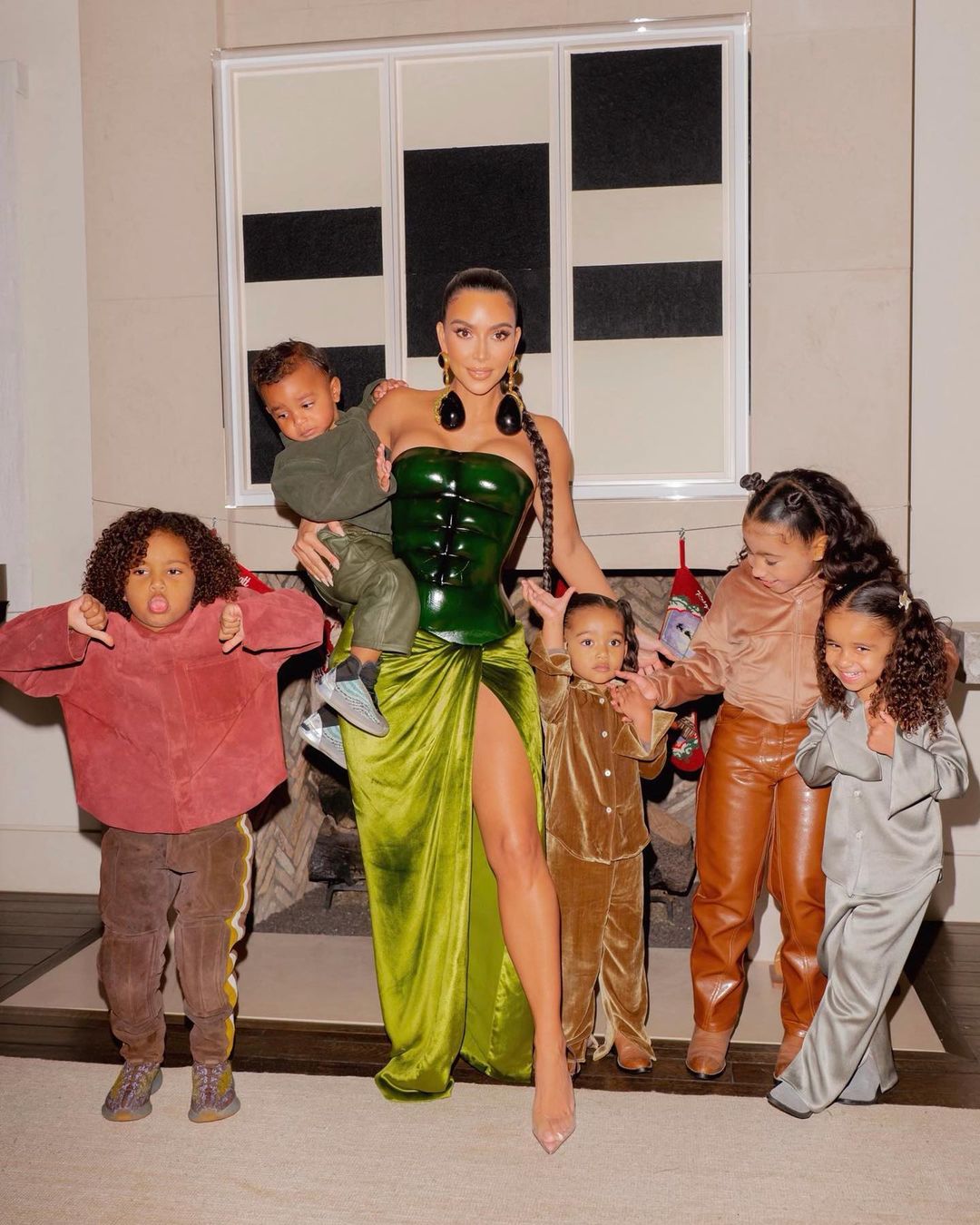 10 Perkara Mengejutkan Yang Mungkin Ramai Tak Tahu Tentang Keluarga Kardashian