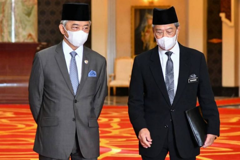 Cadangan Pengisytiharan DARURAT Kepada Agong Tidak Bermaksud ‘Tentera Memerintah’, Cuma..