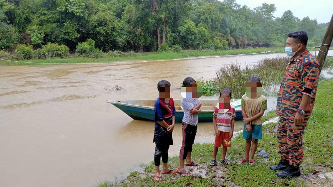 Elak Mandi Air Banjir, Doktor Ini Dedah Bahaya & Kesannya Kepada Kesihatan Manusia