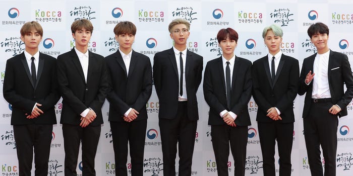 BTS Dijangka Jalani Latihan Ketenteraan Pada Pertengahan Tahun Depan