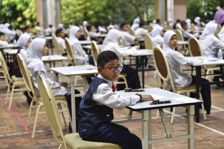 [POLL] Warganet 50-50 Berbelah Bahagi Keputusan Mansuh UPSR